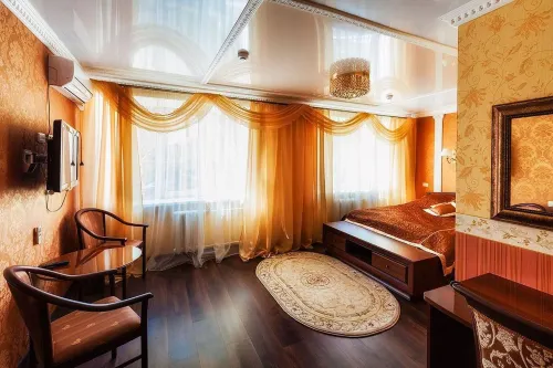 Sputnik Hotel