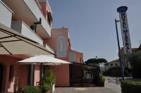 Mistral Hotel - parcheggio