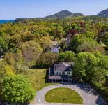 Yellow House Inn - Bed and Breakfasts