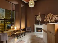 Hotel Continental City Center ヤシのホテル