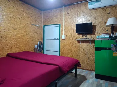 Gumpor Art Studio Hotels near Chiangrai Circuit Raceway Maelao