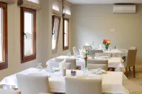 Teos Lodge Pansiyon - breakfast