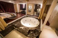 Moonlight Hotel Hue - Romantisk