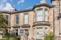 Menzies Guest House Hotels in Bruntsfield