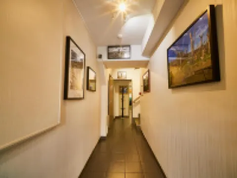 卡拉維勒酒店 里永酒店