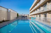 Days Inn by Wyndham Cranbrook Conference Centre