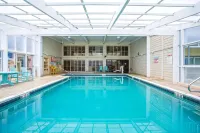 Ramada Plaza by Wyndham Nags Head Oceanfront - Pools