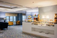 Millennium Al Aqeeq Hotel - 朝食