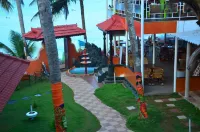 Black Beach Resort - Beach