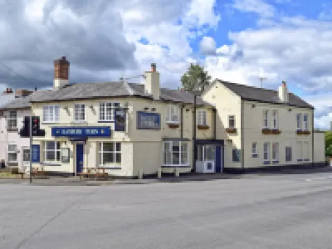 Hanbury Turn Hotels in Stoke