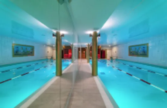 7 Avenue Hotel & Spa