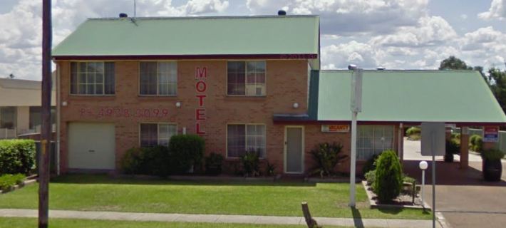 Branxton House Motel Отели в г. Лавдейл