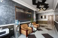 Orange Hotel