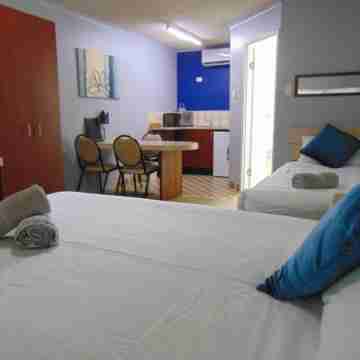 Rockhampton Court Motor Inn Rooms
