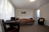 Atrium on Ulster Hotels in Hamilton