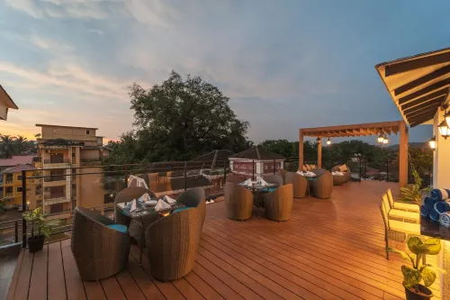 Evoke Premium Candolim North Goa - Rooftop Pools