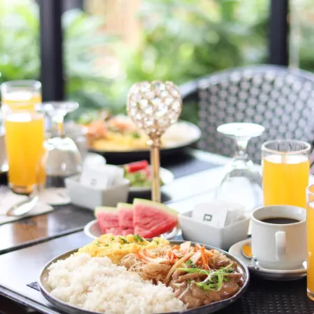 Privato Makati