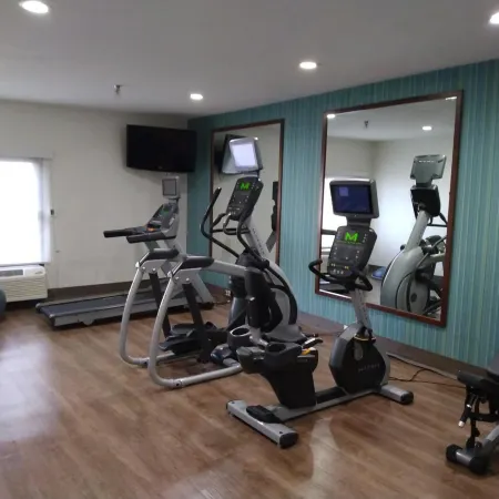 Holiday Inn Express & Suites ALBUQUERQUE MIDTOWN by IHG