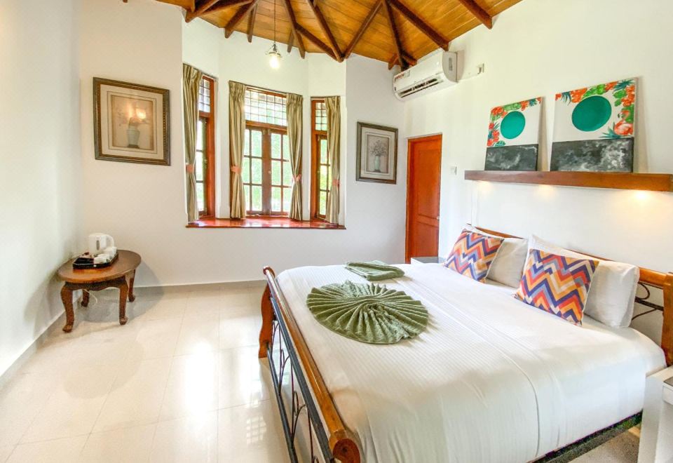 Airport Green Olive Villa - Housity