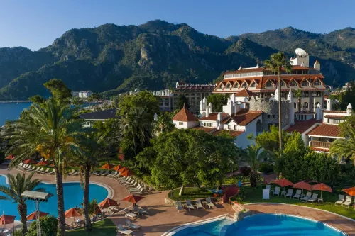 Marti Resort Deluxe Hotel - รีสอร์ท