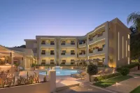 Amalia Apartments - Beach
