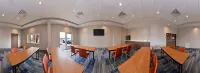 Holiday Inn Express & Suites Trinity Hotels in Odessa