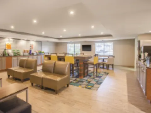 La Quinta Inn by Wyndham Richmond South Hotels in Bermuda