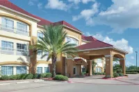 La Quinta Inn & Suites by Wyndham Bay City Hôtels à : Bay City