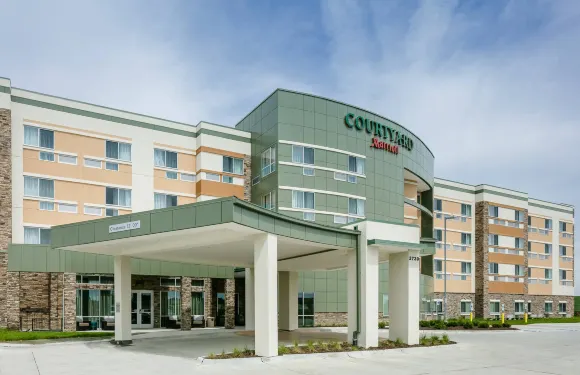 比爾德莫爾活動中心奧馬哈貝爾維尤萬怡酒店