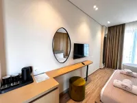 Avenue Hotel