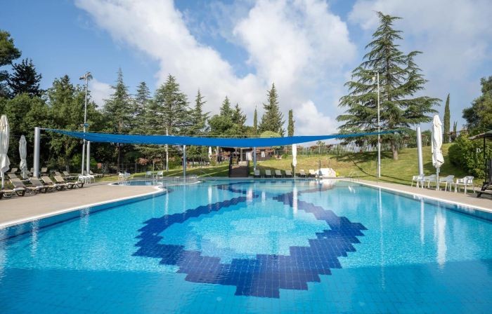 Hacienda Forest View Hotel