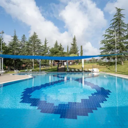 Hacienda Forest View Hotel