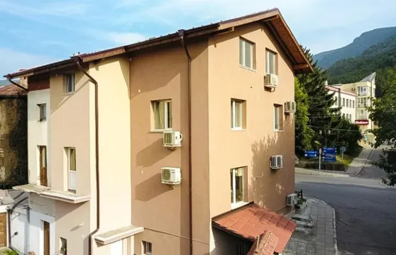 布波利納之家旅館