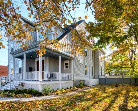 ฮัดสัน เนวิเกเตอร์ โรงแรมในฮัดสัน