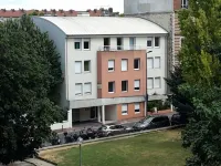 Residence Erasmus Hotels in Malakoff