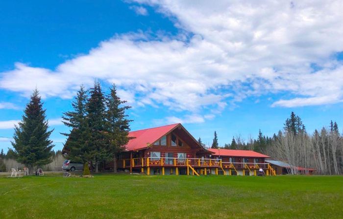 Cariboo Log Guest House