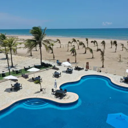 Hotel Arenas del Mar Resort