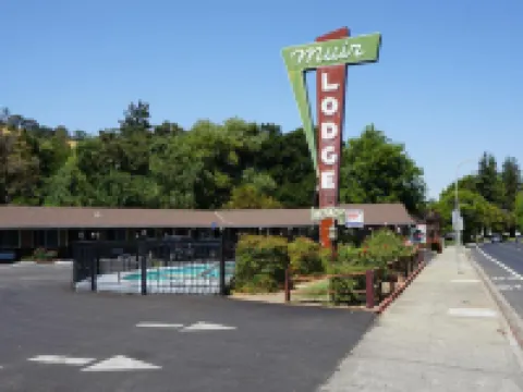 Muir Lodge Motel Hotels in Martinez