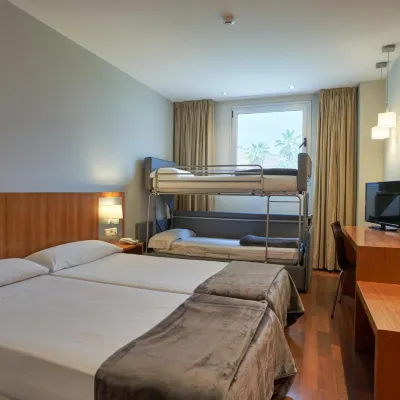Hotel Sercotel AG Express Elche Hoteles cerca de Edificio La Galia - UMH