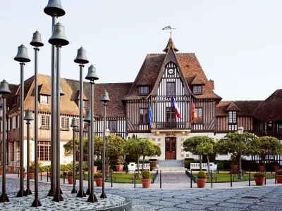 You Hotels Deauville - Handwritten Collection โรงแรมใน