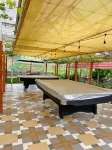 Zultanz Family Room Halimun Hotel di Caringin
