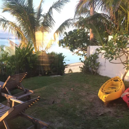 Raina Beach Apartments & Houses