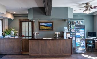 Swiss Chalet Motel