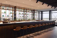 Q Hotel Plus Wrocław Bielany - bar