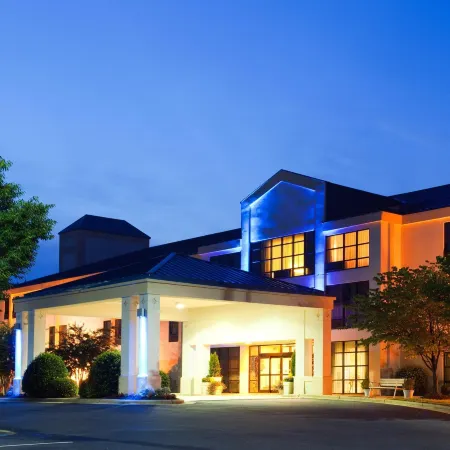 Holiday Inn Express HILLSBOROUGH (DURHAM AREA) by IHG