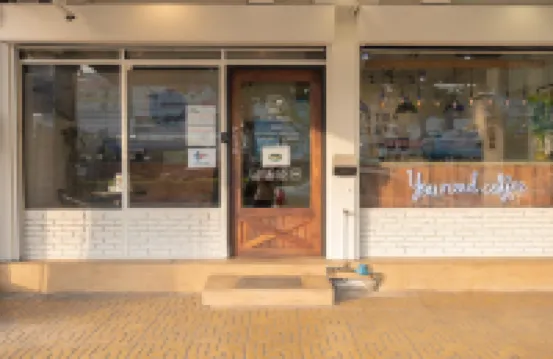 廊曼佩特拉高級旅館 鄰近廊曼火車站的酒店