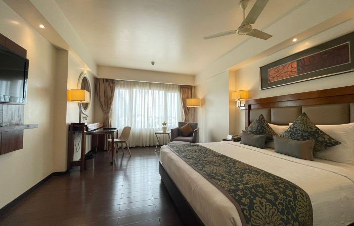Paradigm Sarovar Portico