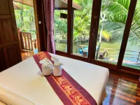 Bansuannaifun Talad Nam Ampawa Hotels in Mueang Samut Songkhram