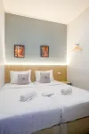UpCity Express Hotel Semarang by Pillow Hotel dekat Hutan Brayo Dan Sarang Burung BlekoK