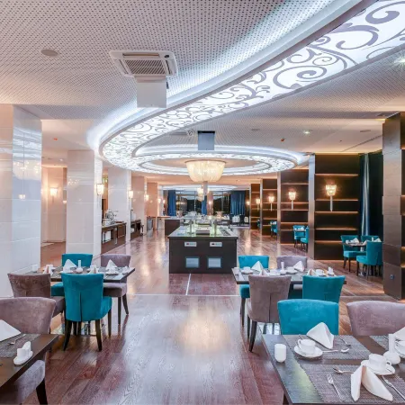 Malak Regency Hotel